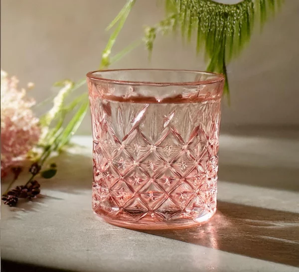 1 verre rose en verre